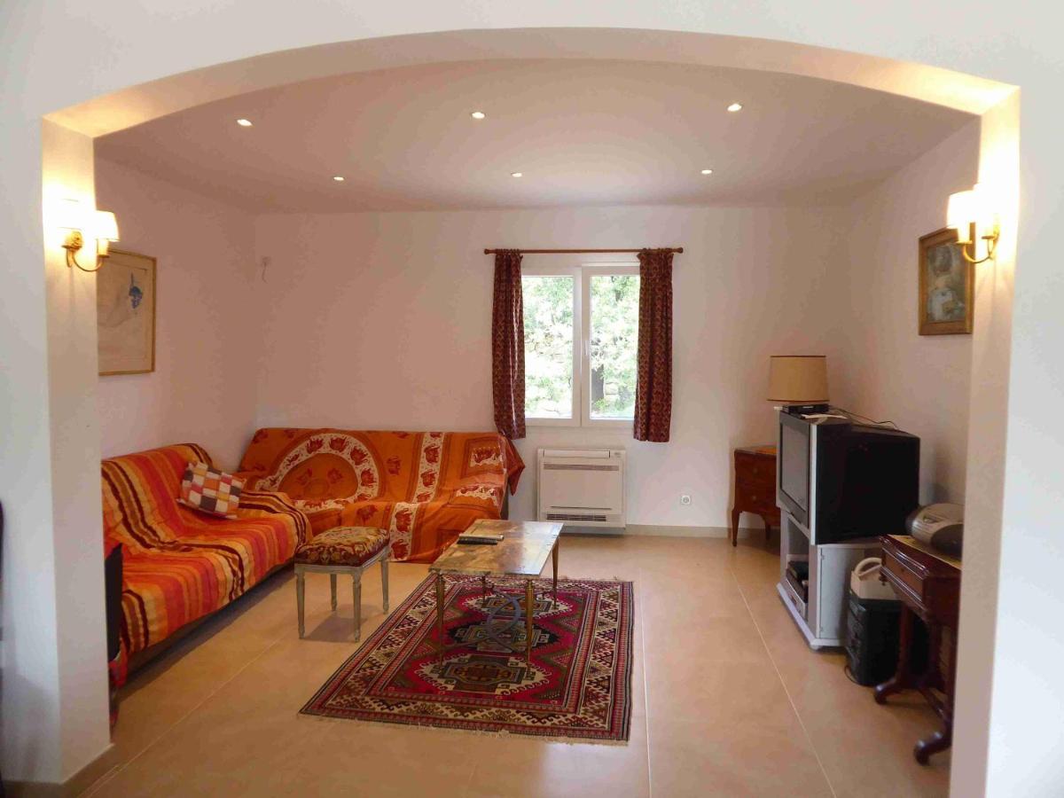 Villa En Provence Verte Carces Bagian luar foto